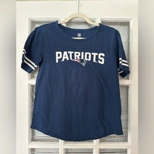 NFL Team Apparel Women’s S New England Patriots Short Sleeve T-shirt | SKU 0897